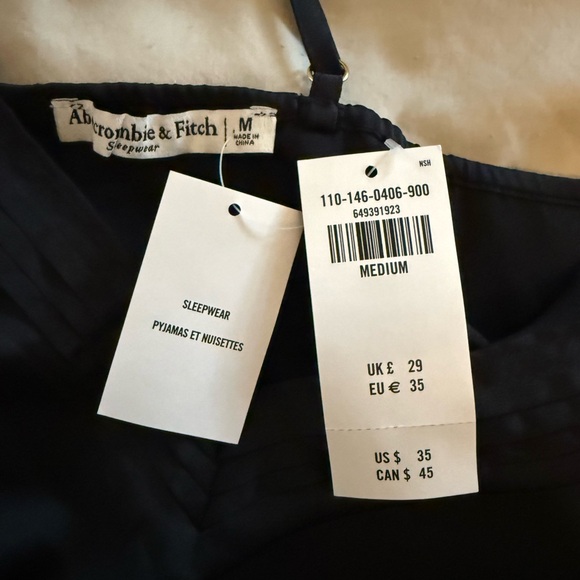 Abercrombie & Fitch Black Camisole Top - Picture 3 of 3